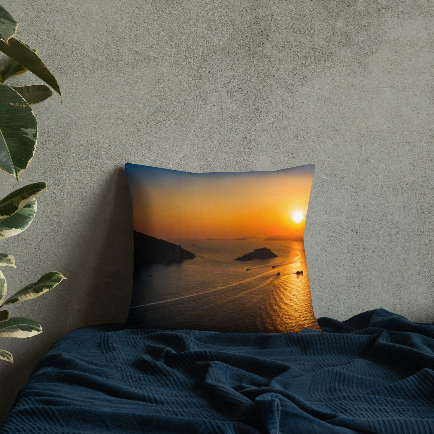 Premium Pillow (Best Premium Pillow - Scenic Ocean View Model 0015)